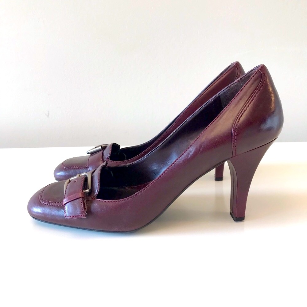 Enzo Angiolini burgundy leather pumps size 8